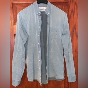 Like New Men’s Schnayderman’s Button Down Jean Shirt Size 41-42 16 1/2